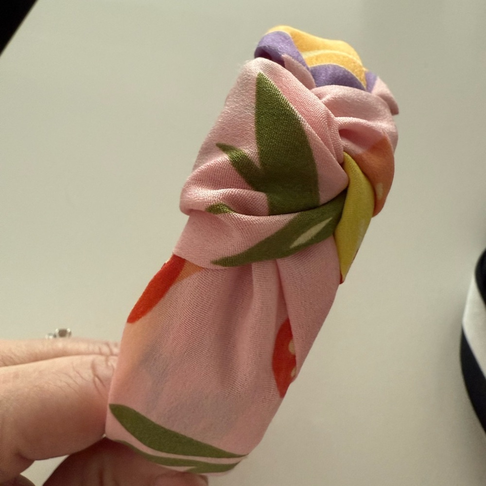 NWT Colorful Patterned Headbands - Picture 3 of 8